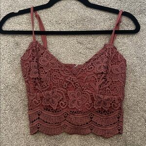 La Hearts Lace Cropped Top in Dusty Rose